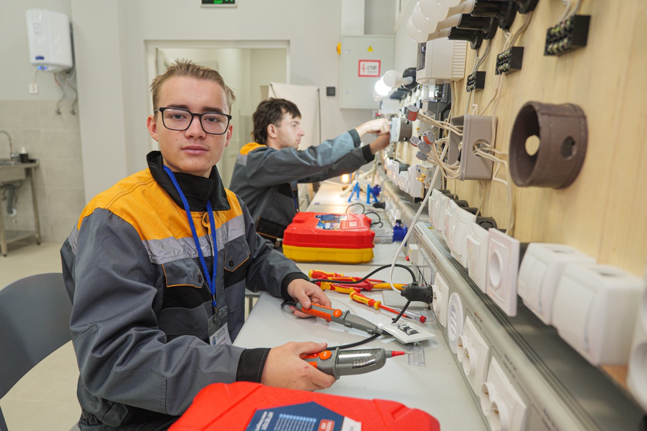 11053340 велике