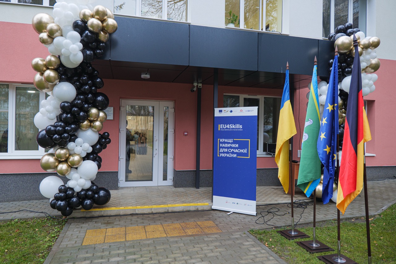 11053366 велике