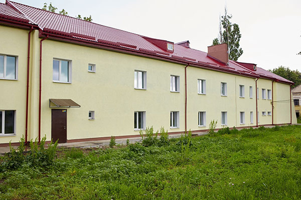 The apartment building in Pavlograd opened its doors for internally displaced persons
