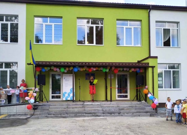 У День знань у Новоайдарі відкрито оновлений дитячий садок